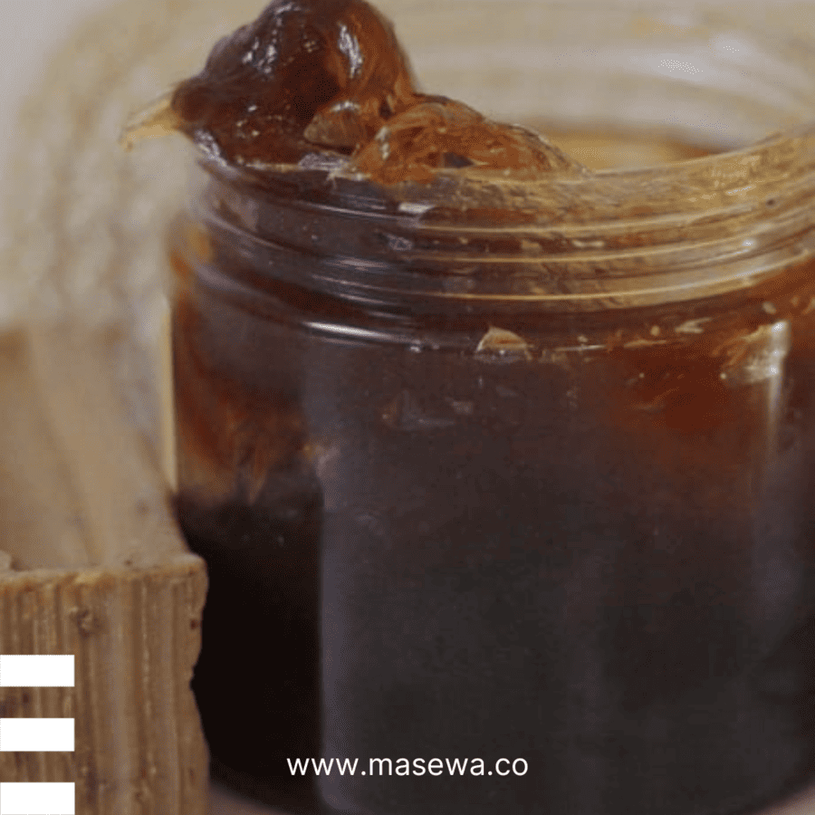 Le savon noir pour les cheveux, un secret de beauté naturel à découvrir